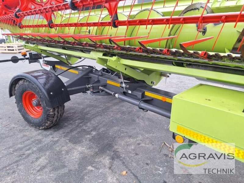 Mähdrescher des Typs CLAAS LEXION 7700 TERRA TRAC, Vorführmaschine in Warburg (Bild 27)