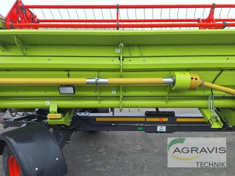 Mähdrescher des Typs CLAAS LEXION 7700 TERRA TRAC, Vorführmaschine in Warburg (Bild 23)