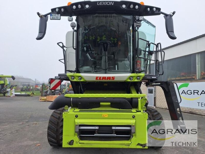 Mähdrescher des Typs CLAAS LEXION 7700 TERRA TRAC, Vorführmaschine in Warburg (Bild 17)