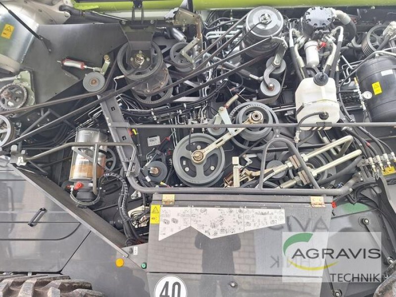 Mähdrescher des Typs CLAAS LEXION 7700 TERRA TRAC, Vorführmaschine in Warburg (Bild 14)