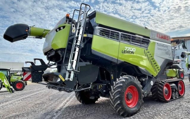 Mähdrescher des Typs CLAAS LEXION 7700 TERRA TRAC, Gebrauchtmaschine in Landsberg (Bild 4)