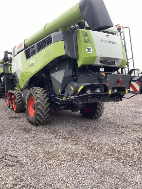 Mähdrescher van het type CLAAS LEXION 7700 TERRA TRAC, Gebrauchtmaschine in Landsberg (Foto 3)