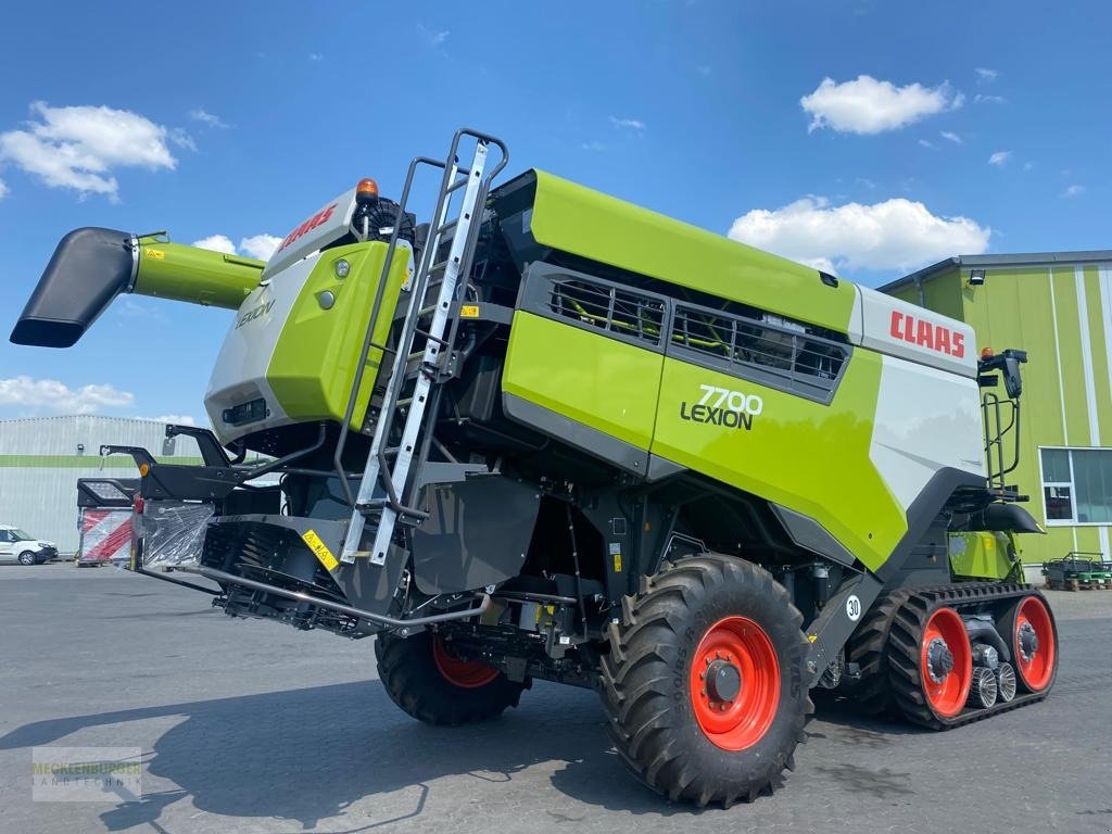 Mähdrescher des Typs CLAAS Lexion 7700 TT + Vario 1080, Gebrauchtmaschine in Mühlengeez (Bild 4)
