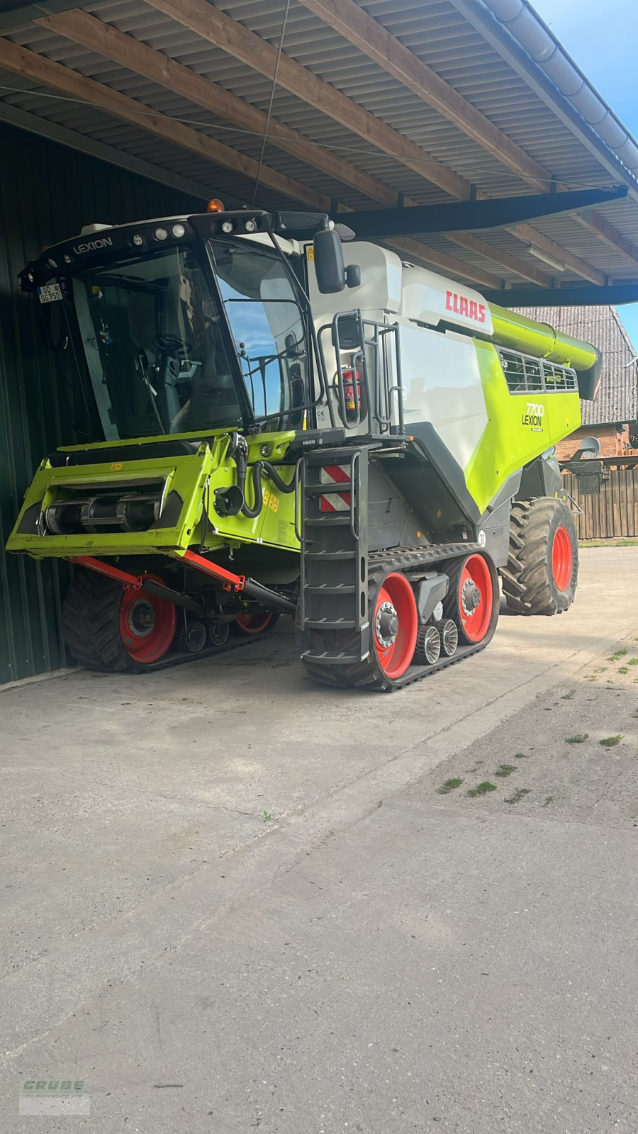 Mähdrescher of the type CLAAS Lexion 7700 TT, Gebrauchtmaschine in Reinfeld (Picture 2)