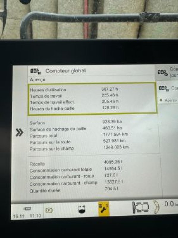 Mähdrescher of the type CLAAS LEXION 7700 TT, Gebrauchtmaschine in DUN SUR MEUSE (Picture 2)