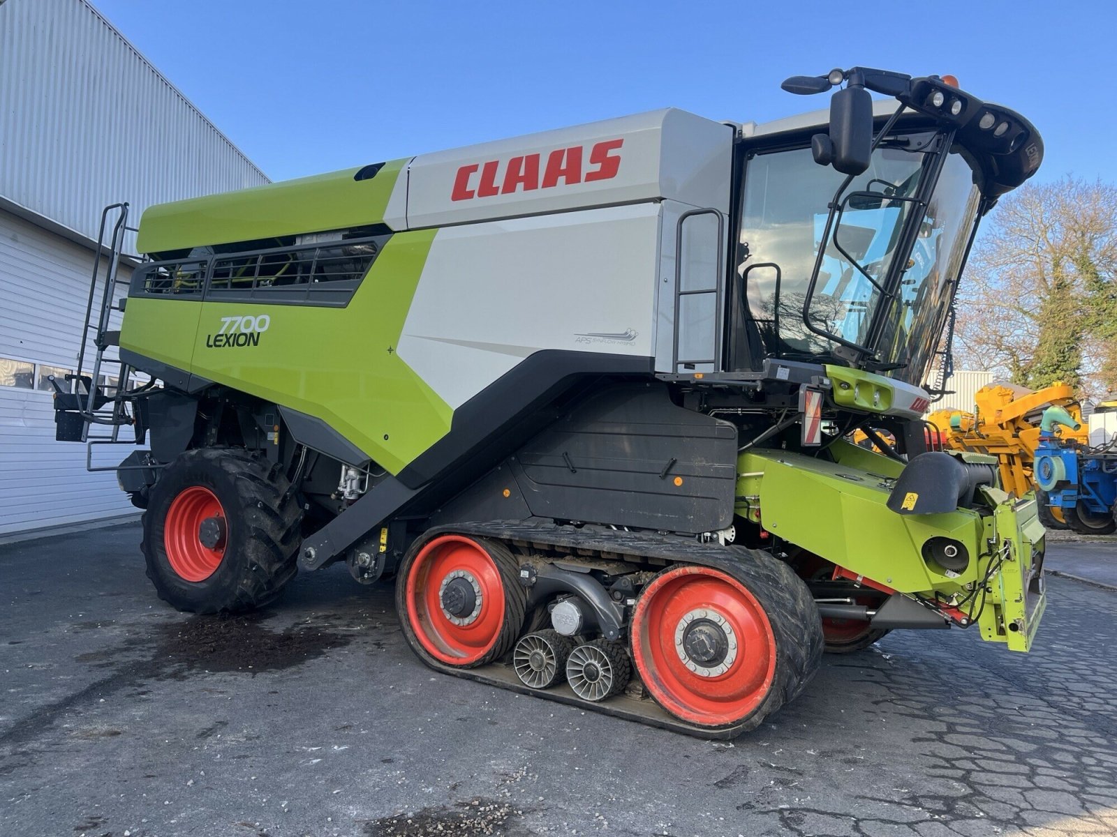 Mähdrescher typu CLAAS LEXION 7700 TT, Gebrauchtmaschine v Charnay-lès-macon (Obrázek 2)