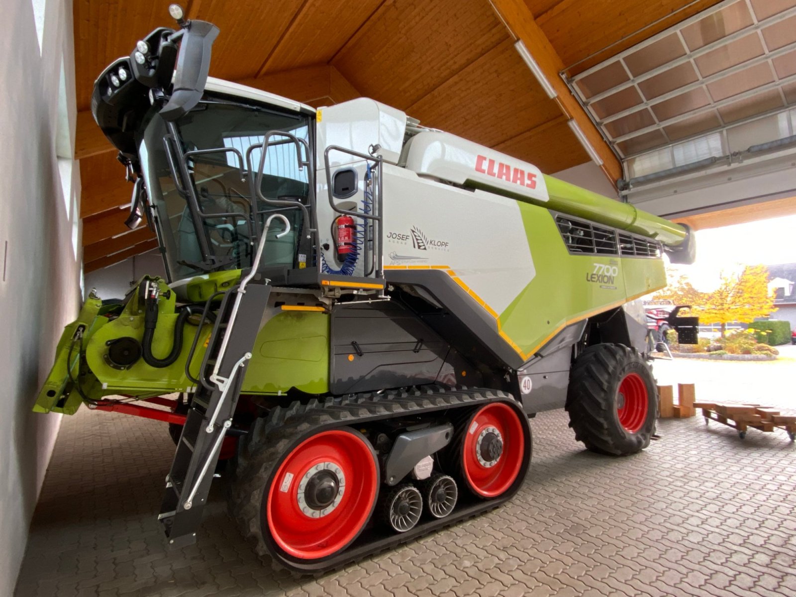 Mähdrescher типа CLAAS Lexion 7700 TT, Gebrauchtmaschine в Aschheim (Фотография 12)