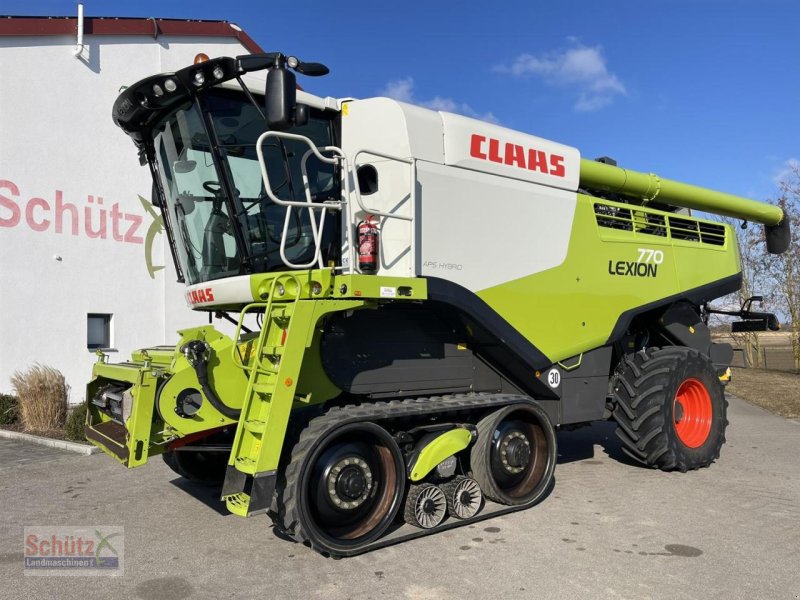 CLAAS Lexion 770TT Modell C76 V1230 Grainmeter 4D CEMOS, Gebrauchtmaschine, Rok výroby: 2017, Provozní hod./hektar: 2017, Moto-hodiny: 2017 Hodin (Obrázek 1) Mähdrescher typu CLAAS Lexion 770TT Modell C76 V1230 Grainmeter 4D CEMOS, Gebrauchtmaschine v Schierling (Obrázek 1)