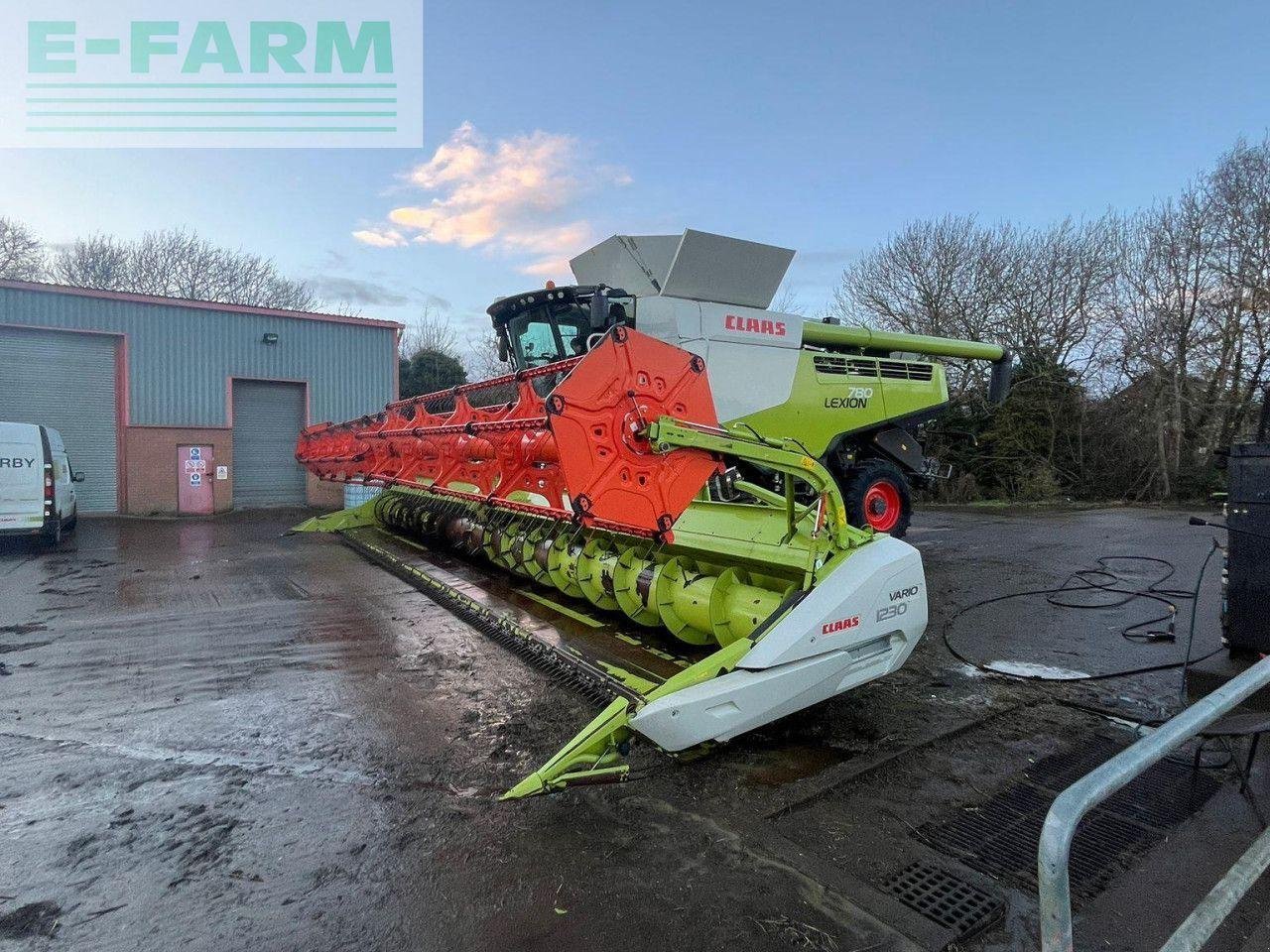 Mähdrescher of the type CLAAS LEXION 780 TT 4WD, Gebrauchtmaschine in HEXHAM (Picture 16)