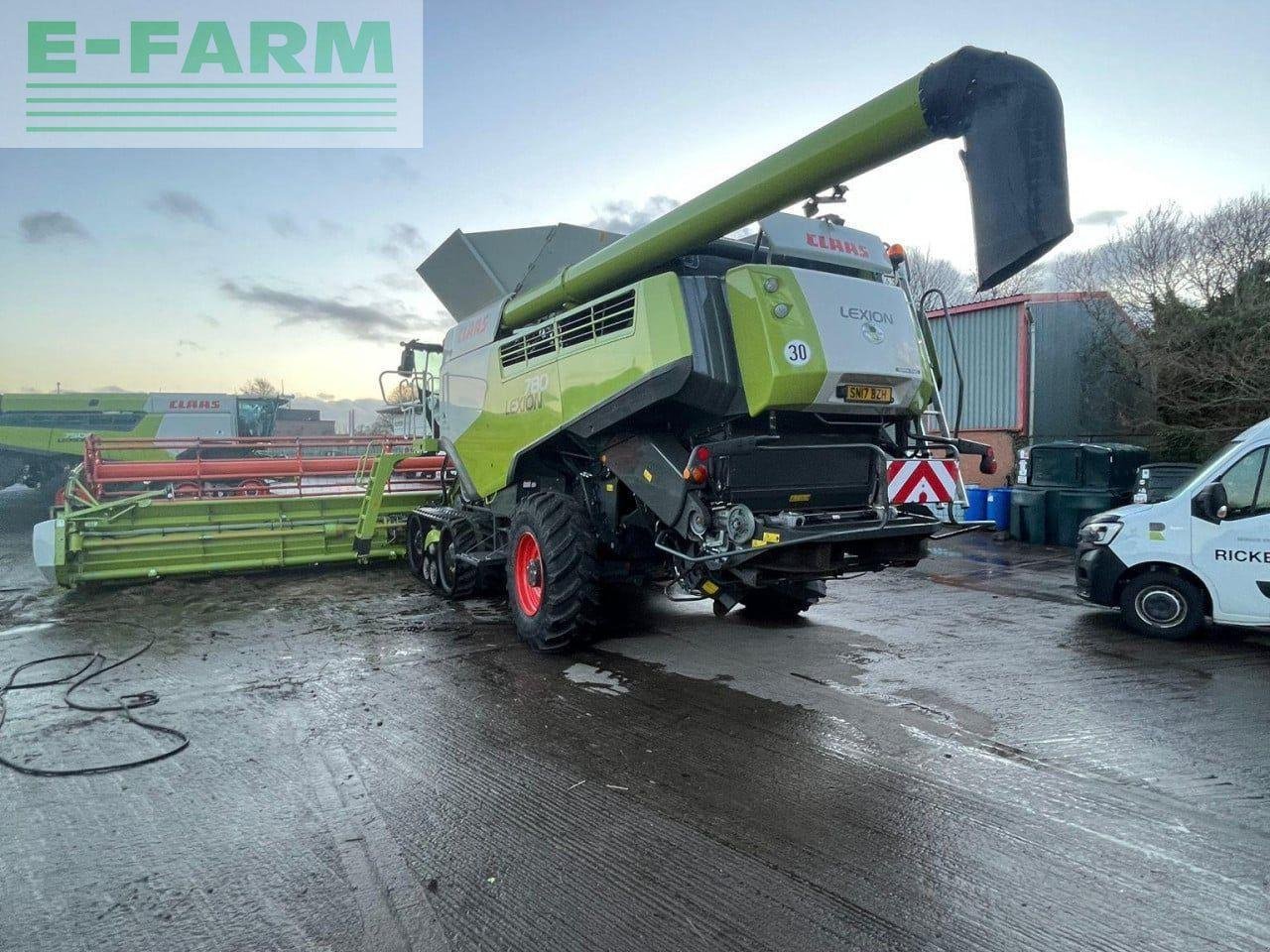 Mähdrescher of the type CLAAS LEXION 780 TT 4WD, Gebrauchtmaschine in HEXHAM (Picture 17)