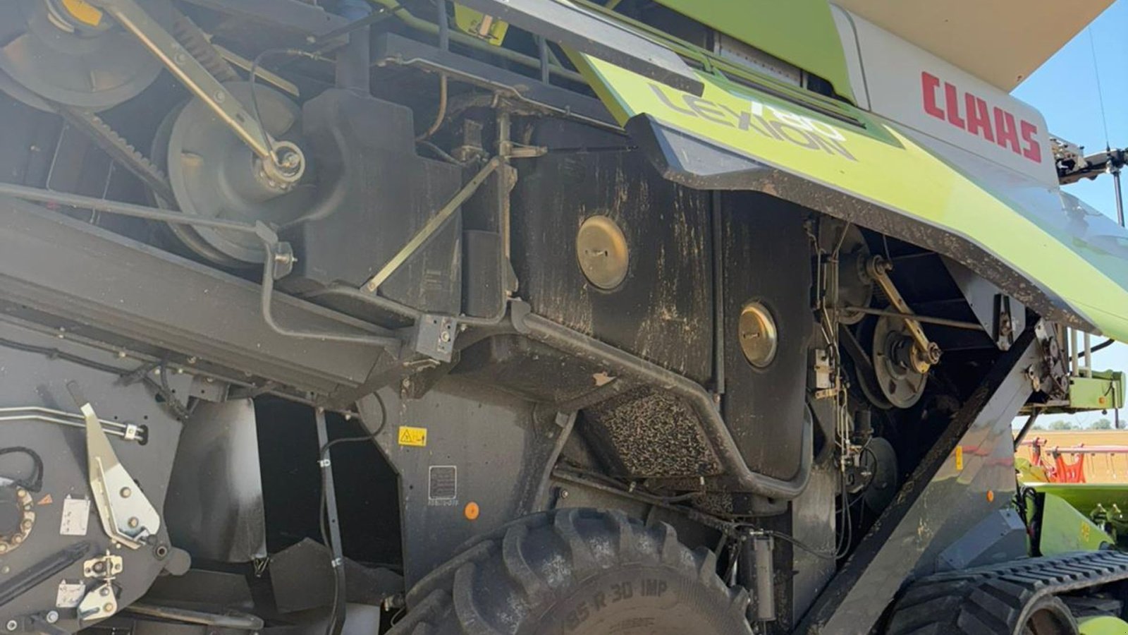 Mähdrescher of the type CLAAS LEXION 780 TT Incl. skærebord Vario V1230. GPS CEMOS Auto cruise pilot. RTK. 3D, 4D, Udbyttemaaler., Gebrauchtmaschine in Kolding (Picture 15)