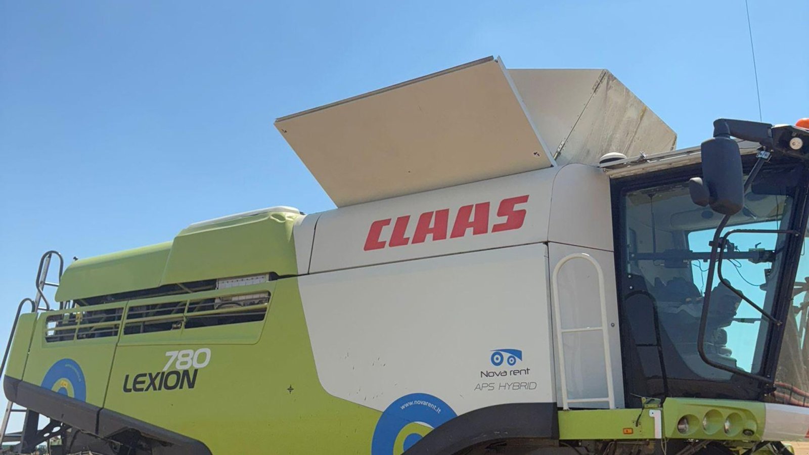 Mähdrescher of the type CLAAS LEXION 780 TT Incl. skærebord Vario V1230. GPS CEMOS Auto cruise pilot. RTK. 3D, 4D, Udbyttemaaler., Gebrauchtmaschine in Kolding (Picture 1)