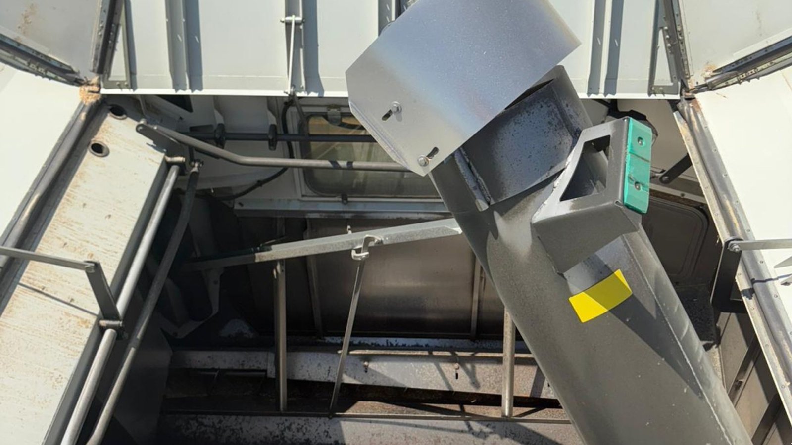 Mähdrescher of the type CLAAS LEXION 780 TT Incl. skærebord Vario V1230. GPS CEMOS Auto cruise pilot. RTK. 3D, 4D, Udbyttemaaler., Gebrauchtmaschine in Kolding (Picture 20)