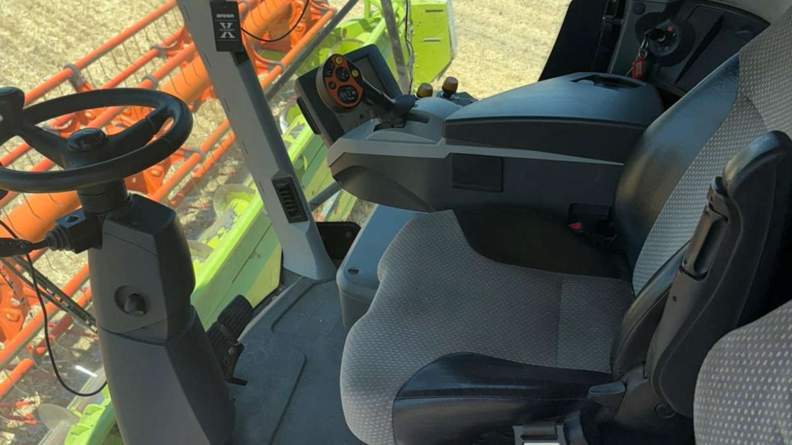 Mähdrescher of the type CLAAS LEXION 780 TT Incl. skærebord Vario V1230. GPS CEMOS Auto cruise pilot. RTK. 3D, 4D, Udbyttemaaler., Gebrauchtmaschine in Kolding (Picture 21)