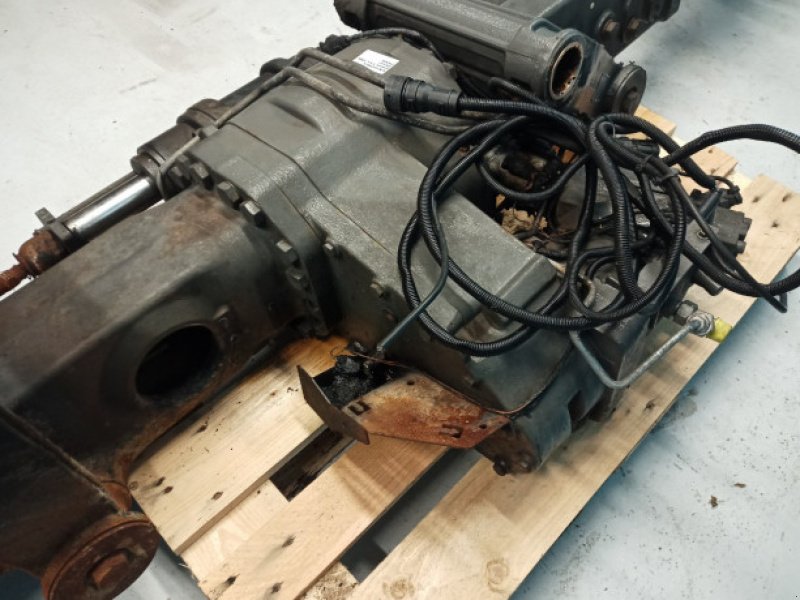 Mähdrescher of the type CLAAS Lexion 780, Gebrauchtmaschine in Hemmet (Picture 5)