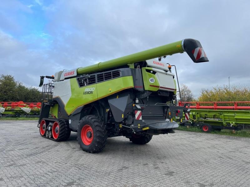 Mähdrescher typu CLAAS LEXION 8600 TERRA TRAC, Gebrauchtmaschine v Hockenheim (Obrázek 3)