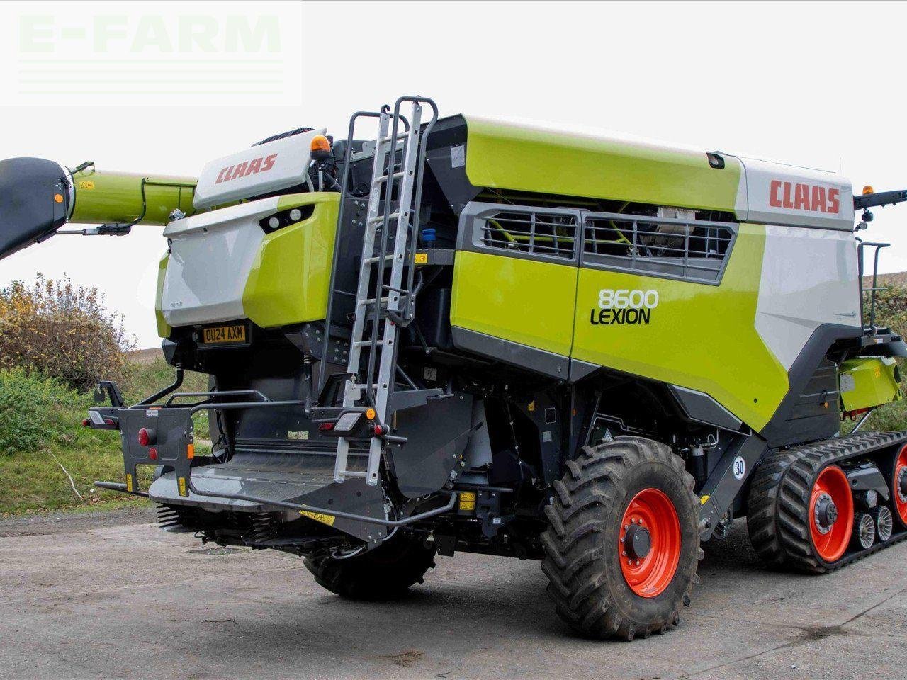 Mähdrescher of the type CLAAS LEXION 8600 TERRA TRAC, Gebrauchtmaschine in CIRENCESTER (Picture 5)