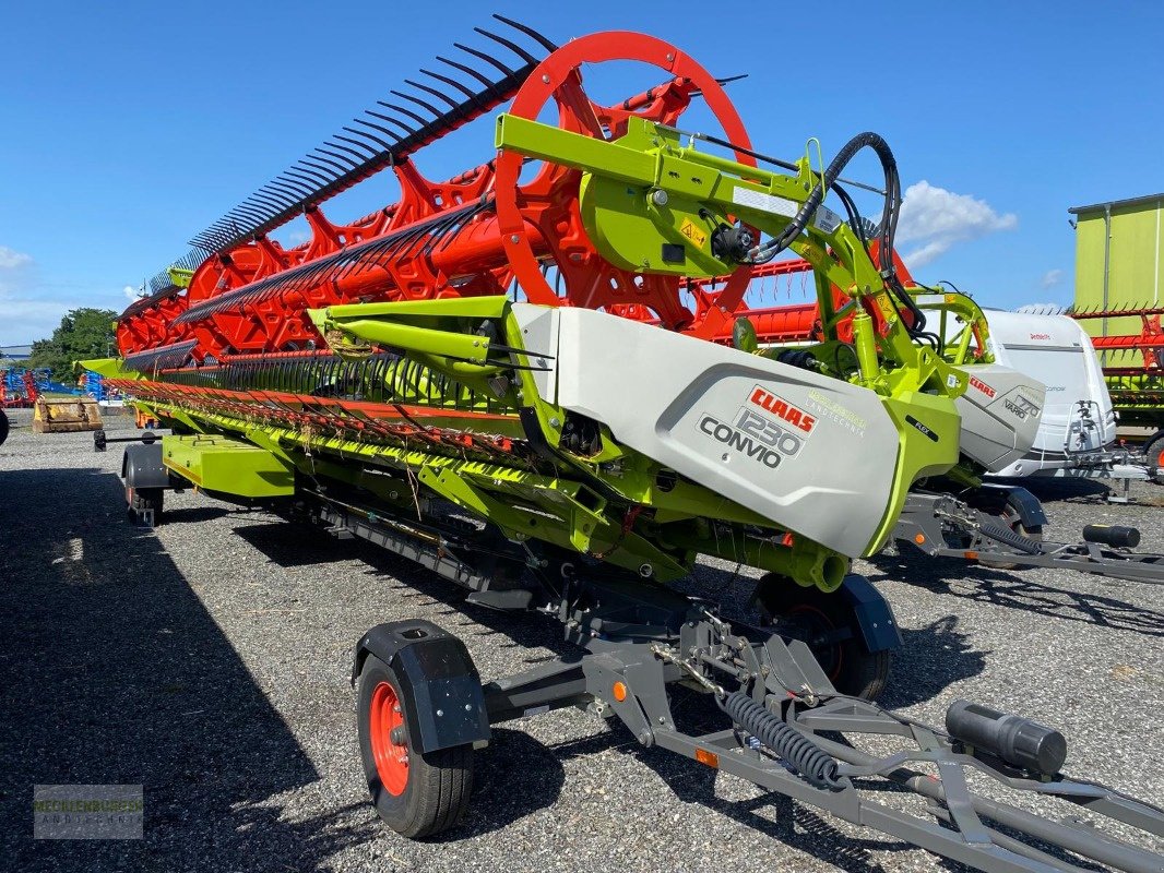 Mähdrescher tip CLAAS Lexion 8600 TT - "DEMO 2024", Gebrauchtmaschine in Mühlengeez (Poză 23)