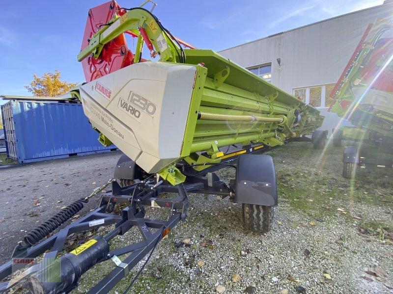 Mähdrescher des Typs CLAAS LEXION 8600 TT E5, Gebrauchtmaschine in Vohburg (Bild 23)
