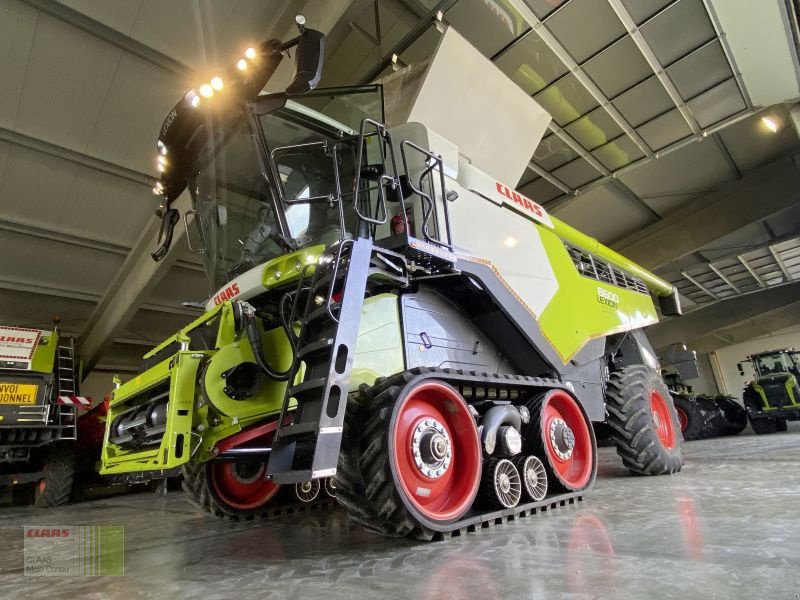 Mähdrescher des Typs CLAAS LEXION 8600 TT E5, Gebrauchtmaschine in Vohburg (Bild 6)