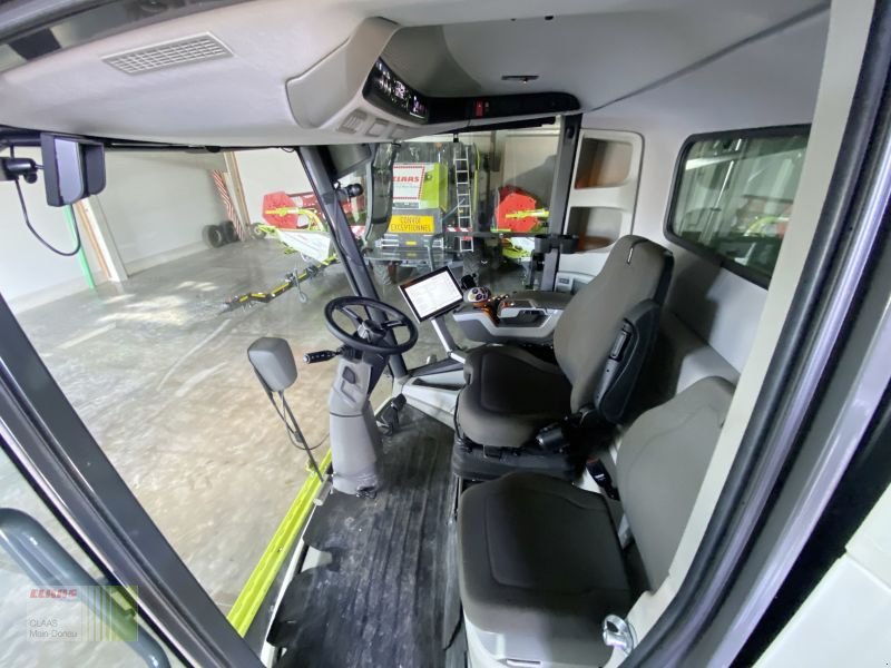 Mähdrescher des Typs CLAAS LEXION 8600 TT E5, Gebrauchtmaschine in Vohburg (Bild 13)
