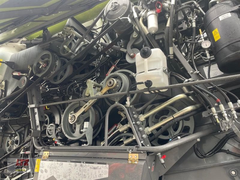 Mähdrescher des Typs CLAAS LEXION 8600 TT E5, Vorführmaschine in Hartmannsdorf (Bild 14)