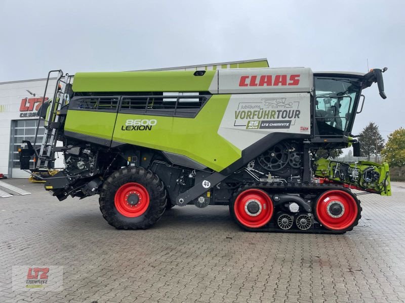 Mähdrescher des Typs CLAAS LEXION 8600 TT E5, Vorführmaschine in Hartmannsdorf (Bild 2)