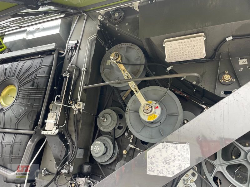 Mähdrescher des Typs CLAAS LEXION 8600 TT E5, Vorführmaschine in Hartmannsdorf (Bild 17)