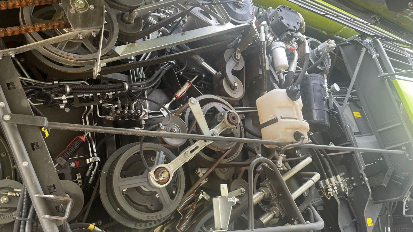 Mähdrescher of the type CLAAS Lexion 8700 8700 TT 4WD, Gebrauchtmaschine in Kolding (Picture 7)