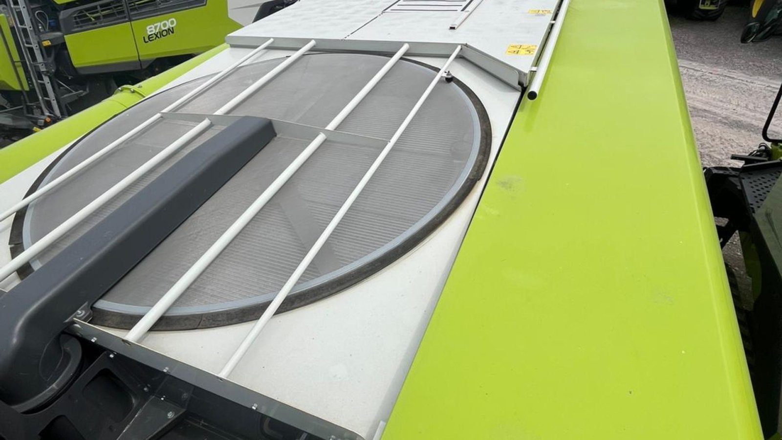 Mähdrescher of the type CLAAS Lexion 8700 8700 TT 4WD, Gebrauchtmaschine in Kolding (Picture 12)