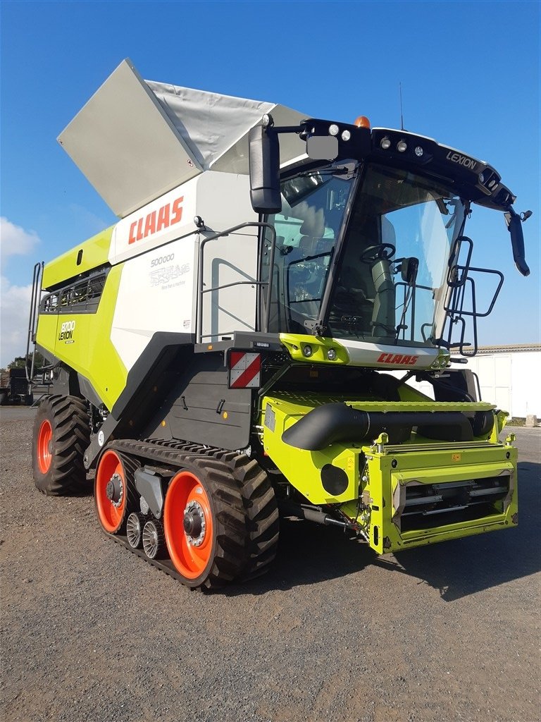 Mähdrescher des Typs CLAAS Lexion 8700 Terra Trac, Gebrauchtmaschine in Lommatzsch (Bild 4)