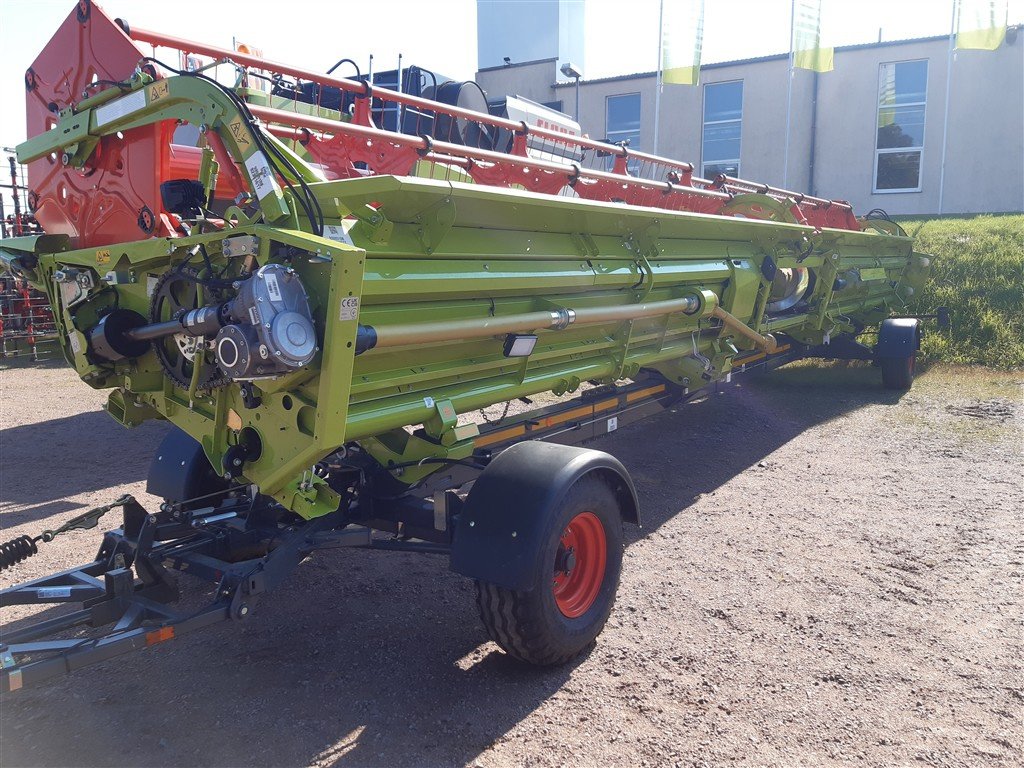 Mähdrescher des Typs CLAAS Lexion 8700 Terra Trac, Gebrauchtmaschine in Lommatzsch (Bild 27)