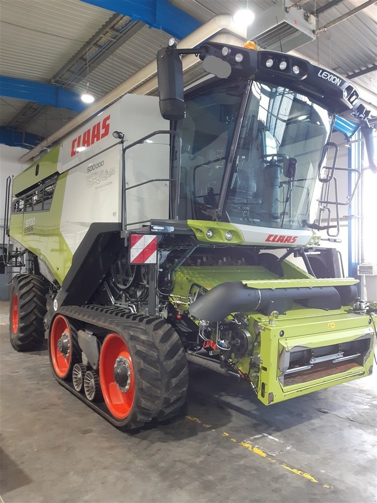 Mähdrescher des Typs CLAAS Lexion 8700 Terra Trac, Gebrauchtmaschine in Lommatzsch (Bild 3)