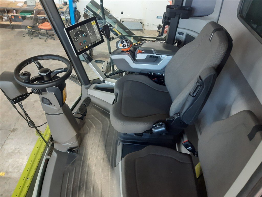 Mähdrescher des Typs CLAAS Lexion 8700 Terra Trac, Gebrauchtmaschine in Lommatzsch (Bild 7)