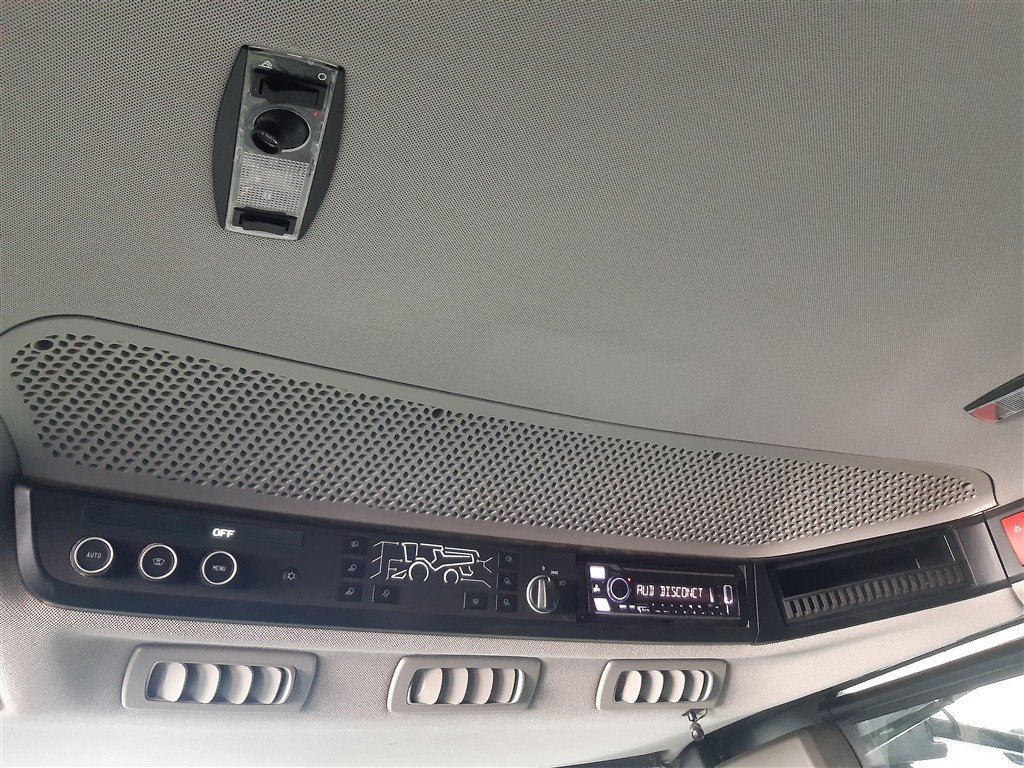 Mähdrescher des Typs CLAAS Lexion 8700 Terra Trac, Gebrauchtmaschine in Lommatzsch (Bild 9)