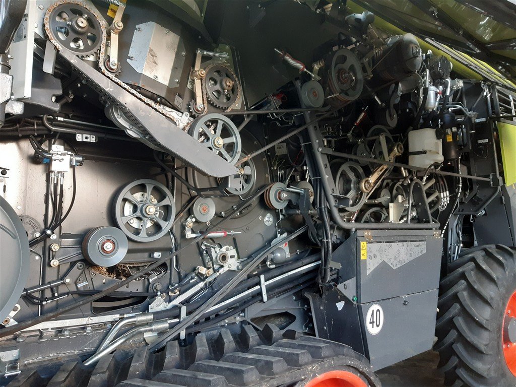 Mähdrescher des Typs CLAAS Lexion 8700 Terra Trac, Gebrauchtmaschine in Lommatzsch (Bild 16)