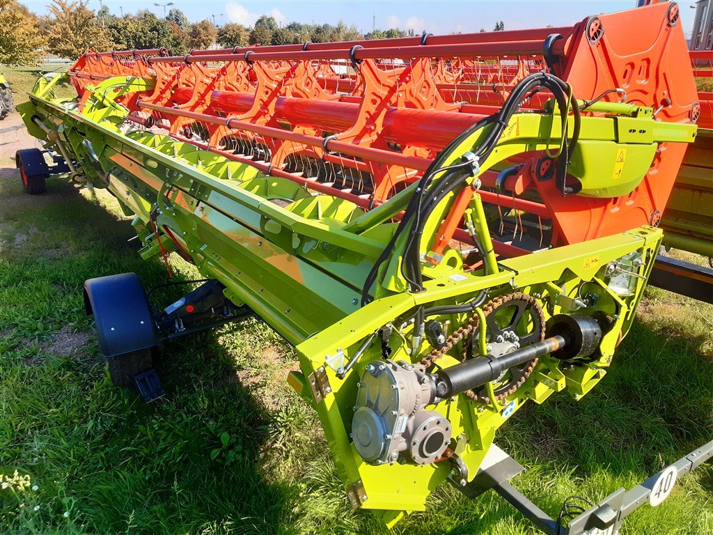 Mähdrescher des Typs CLAAS Lexion 8700 Terra Trac, Gebrauchtmaschine in Lommatzsch (Bild 24)