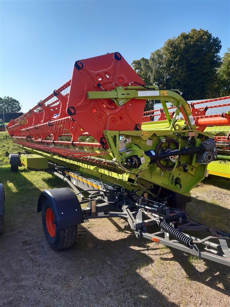 Mähdrescher des Typs CLAAS Lexion 8700 Terra Trac, Gebrauchtmaschine in Lommatzsch (Bild 26)