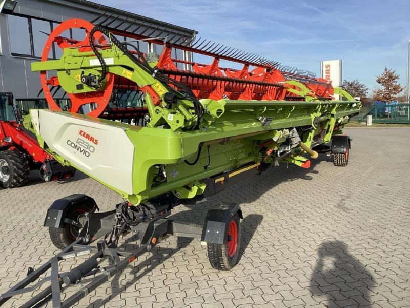 Mähdrescher typu CLAAS LEXION 8700 TERRA TRAC, Gebrauchtmaschine w Schwülper (Zdjęcie 5)