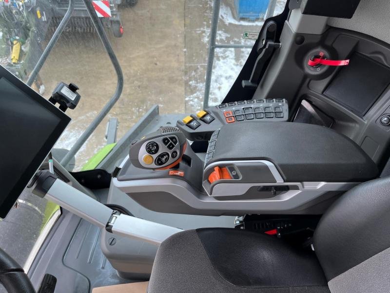 Mähdrescher typu CLAAS LEXION 8700 TERRA TRAC, Gebrauchtmaschine v Hockenheim (Obrázek 11)