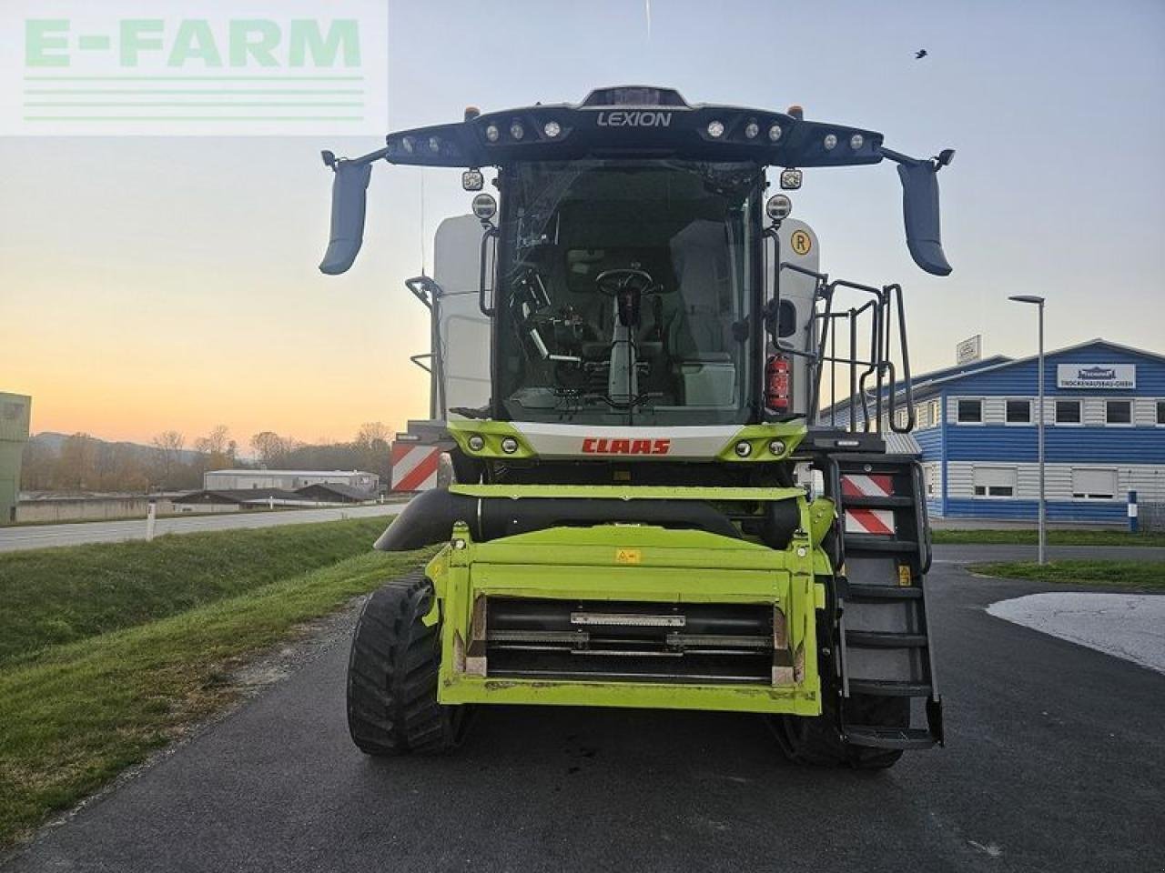 Mähdrescher del tipo CLAAS lexion 8700 terra trac, Gebrauchtmaschine In ILZ (Immagine 2)