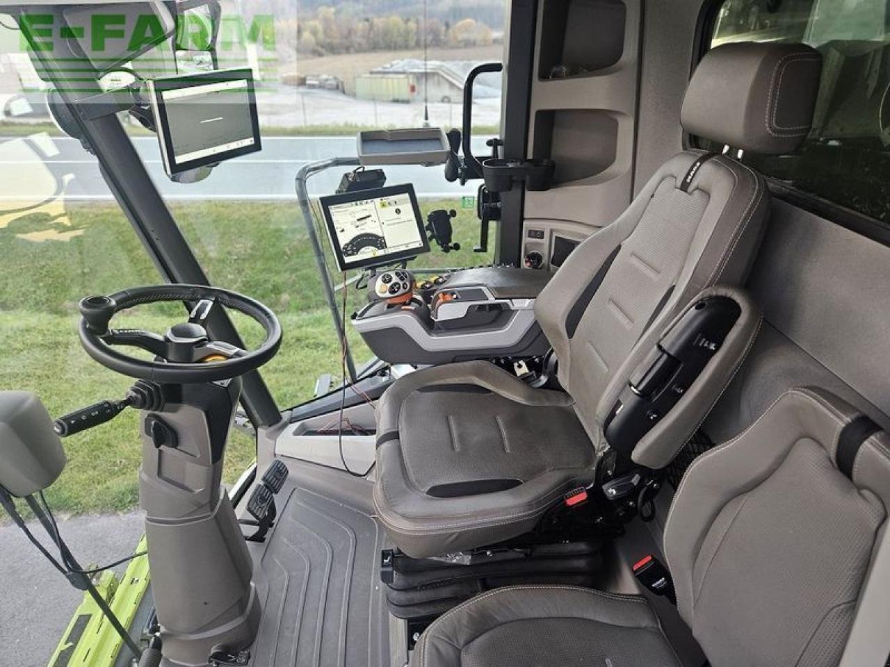 Mähdrescher del tipo CLAAS lexion 8700 terra trac, Gebrauchtmaschine In ILZ (Immagine 10)