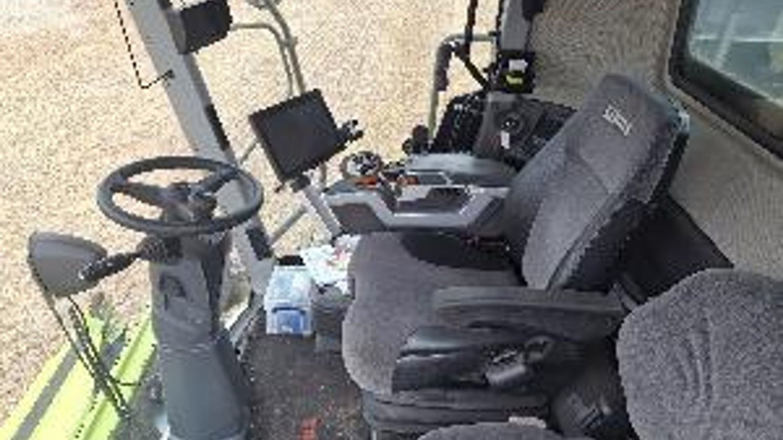 Mähdrescher Türe ait CLAAS LEXION 8700 TT .  5 x CEMOS., Gebrauchtmaschine içinde Kolding (resim 7)