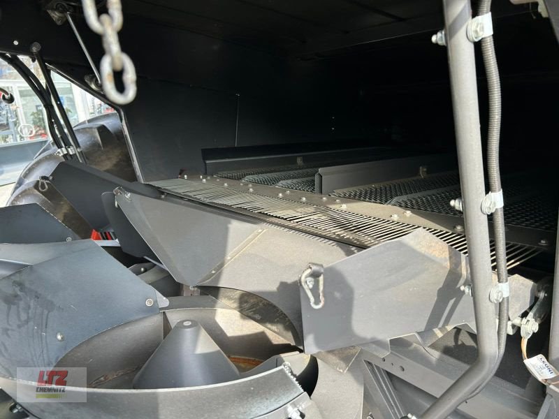 Mähdrescher du type CLAAS LEXION 8700 TT E5, Vorführmaschine en Hartmannsdorf (Photo 13)