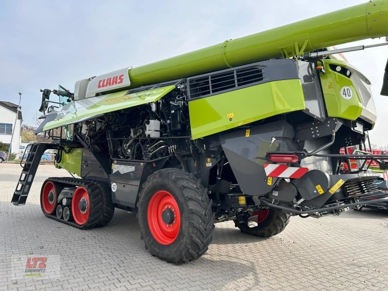 Mähdrescher des Typs CLAAS LEXION 8700 TT E5, Vorführmaschine in Hartmannsdorf (Bild 5)