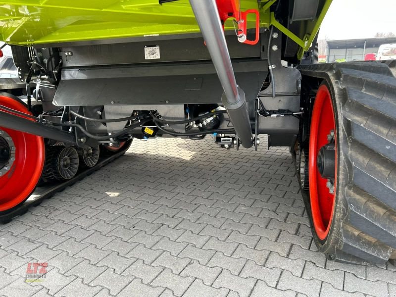 Mähdrescher des Typs CLAAS LEXION 8700 TT E5, Vorführmaschine in Hartmannsdorf (Bild 11)