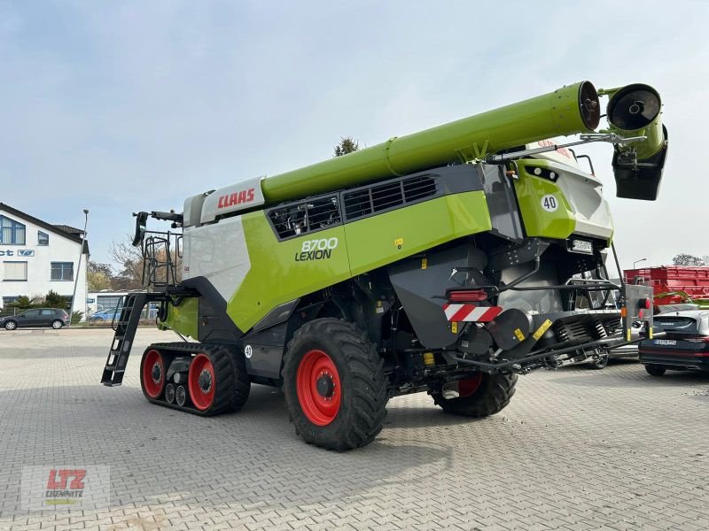Mähdrescher des Typs CLAAS LEXION 8700 TT E5, Vorführmaschine in Hartmannsdorf (Bild 7)