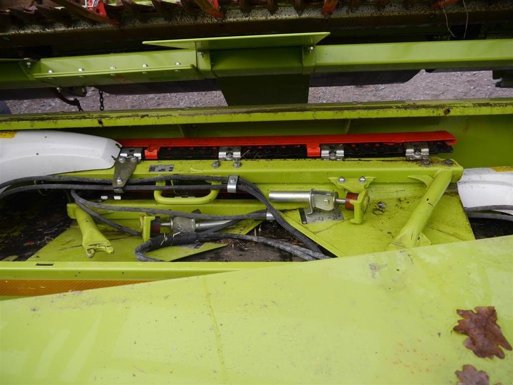 Mähdrescher des Typs CLAAS LEXION 8700 TT Ny pris!!! VI GIVER 50 TIMERS HØSTGARANTI I DK !!! Brede bælter. Field Scanner. Incl. CLAAS Vario 1230 Skærebord og vogn., Gebrauchtmaschine in Kolding (Bild 10)