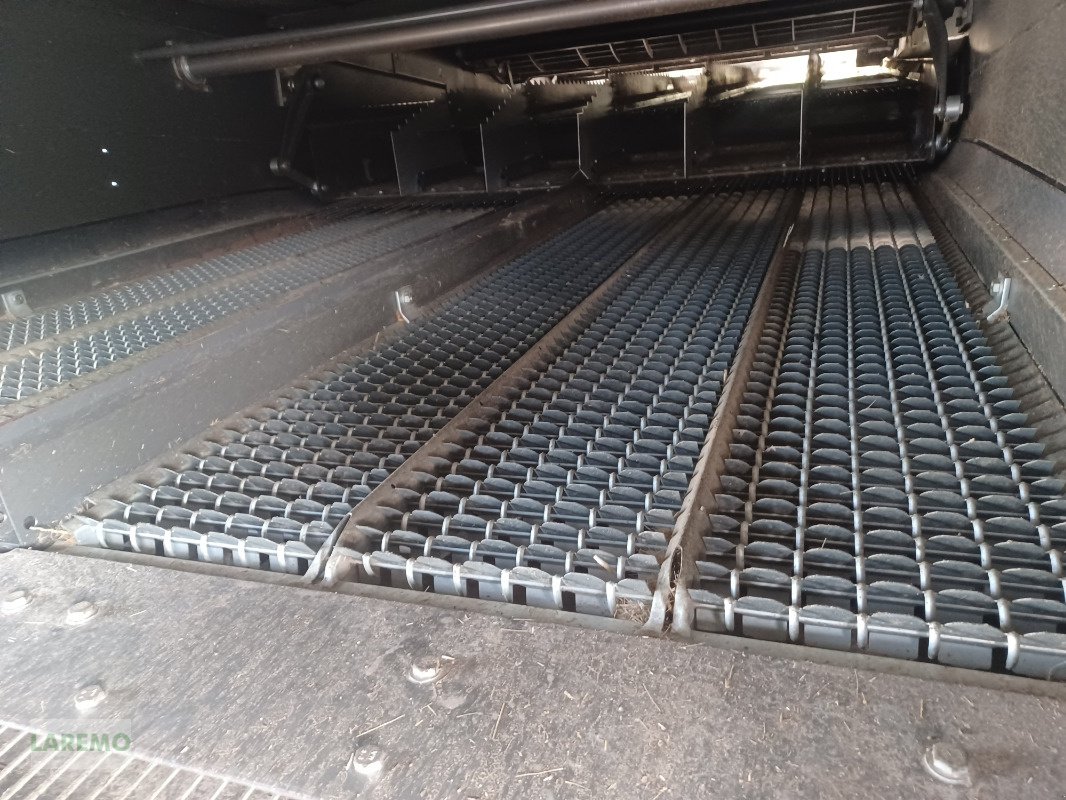 Mähdrescher a típus CLAAS Lexion 8700 TT Terratrac + V 1080, Gebrauchtmaschine ekkor: Langenwetzendorf (Kép 25)