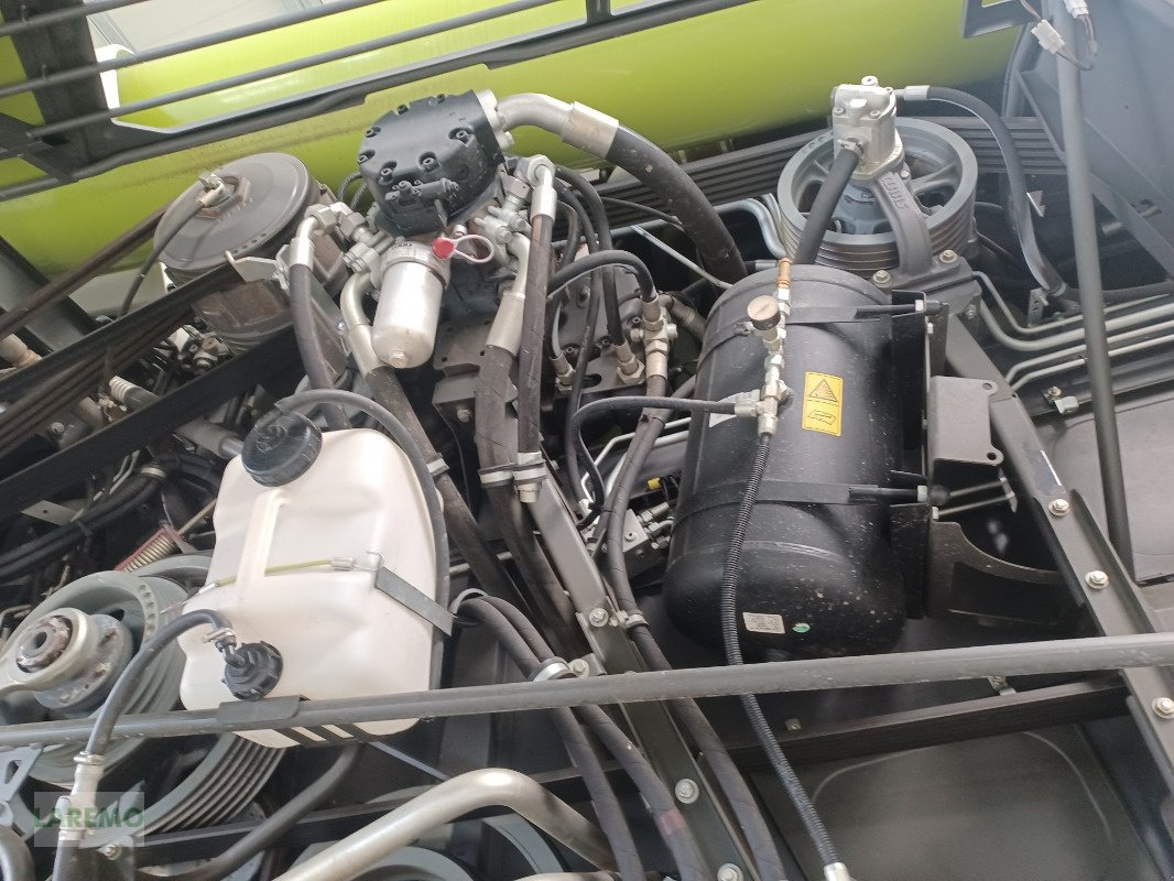 Mähdrescher des Typs CLAAS Lexion 8700 TT Terratrac + V 1230, Gebrauchtmaschine in Langenwetzendorf (Bild 13)